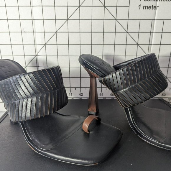 NEW - Women's Deltan Kelsea Slip-on Stiletto Sandals Braided Black - Picture 4 of 7